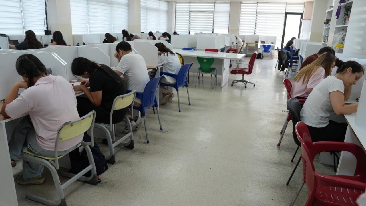 Çukurova Belediyesi Ders Kafelerle Öğrencilere Destek Vermeyi Sürdürüyor (1)