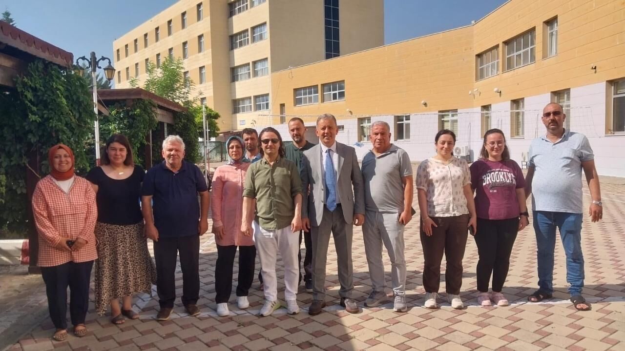 Gençlik Ve Spor İl Müdürü Loğoğlu, Kozan'daki Yatırımları Inceledi (2)