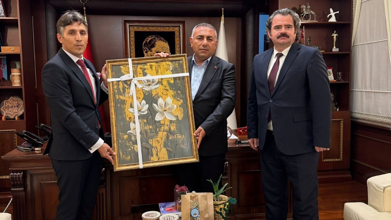Güngör Geçer, infaz kurumu müdürlerini belediyede ağırladı