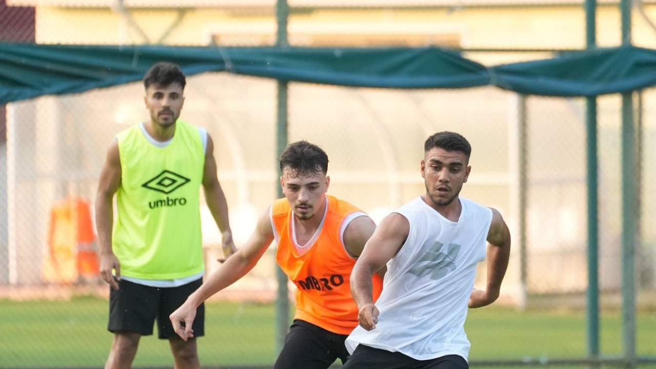 Adana 01 fk antrenman-2