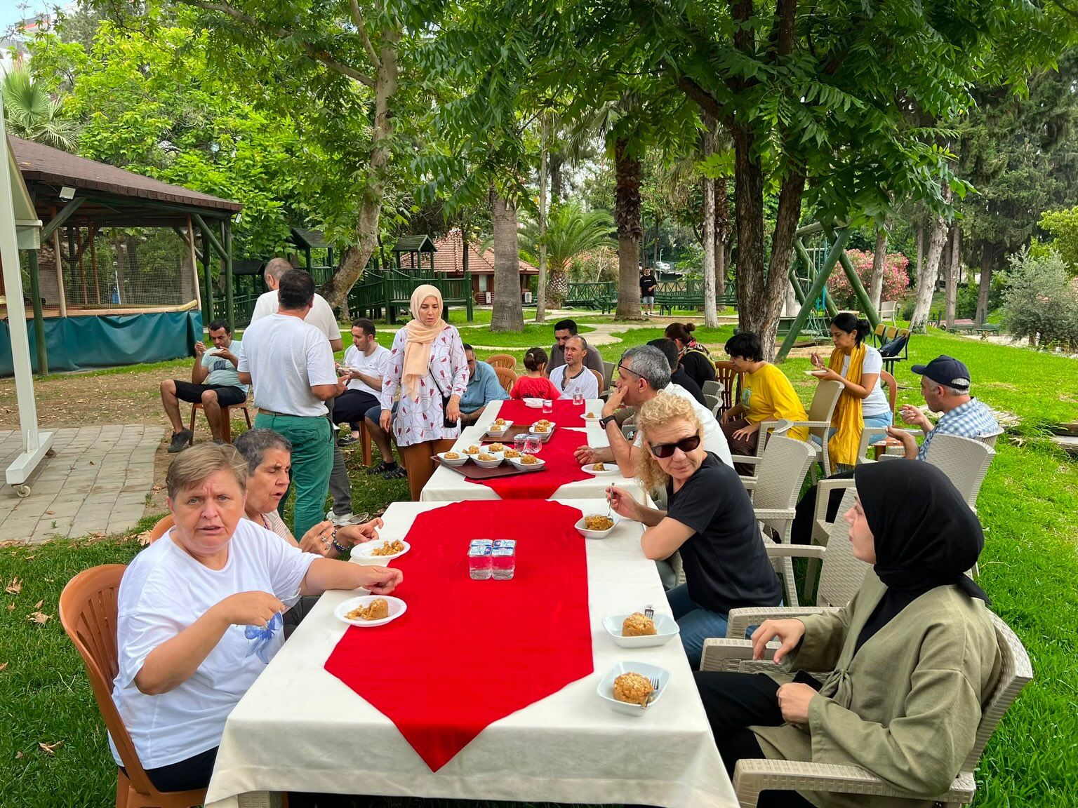 Hayatını Kaybeden Sağlık Personeli Için Mevlit Okutuldu (2)