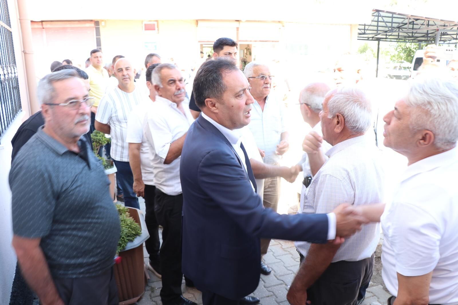 İmamoğlu Belediye Başkanı Kasım Karaköse Chp'den Istifa Etti33