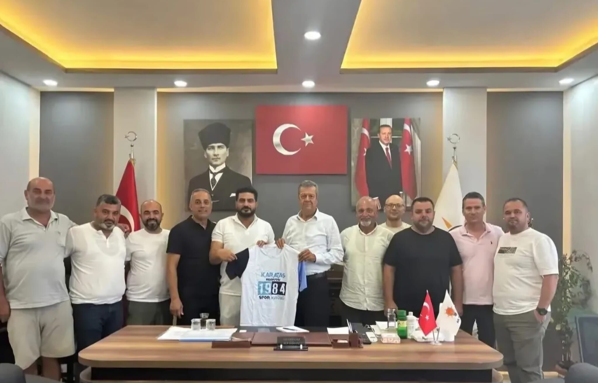 Karataş'a 52 Milyon Liralık Spor Yatırımı! Başkan Tunç 5 Yıllık Emeğin Karşılığı