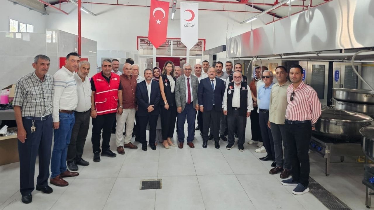 Kızılay'dan Adana'da Yeni Proje! Mahalleler Kan Bağışı Için Yarışacak (1)
