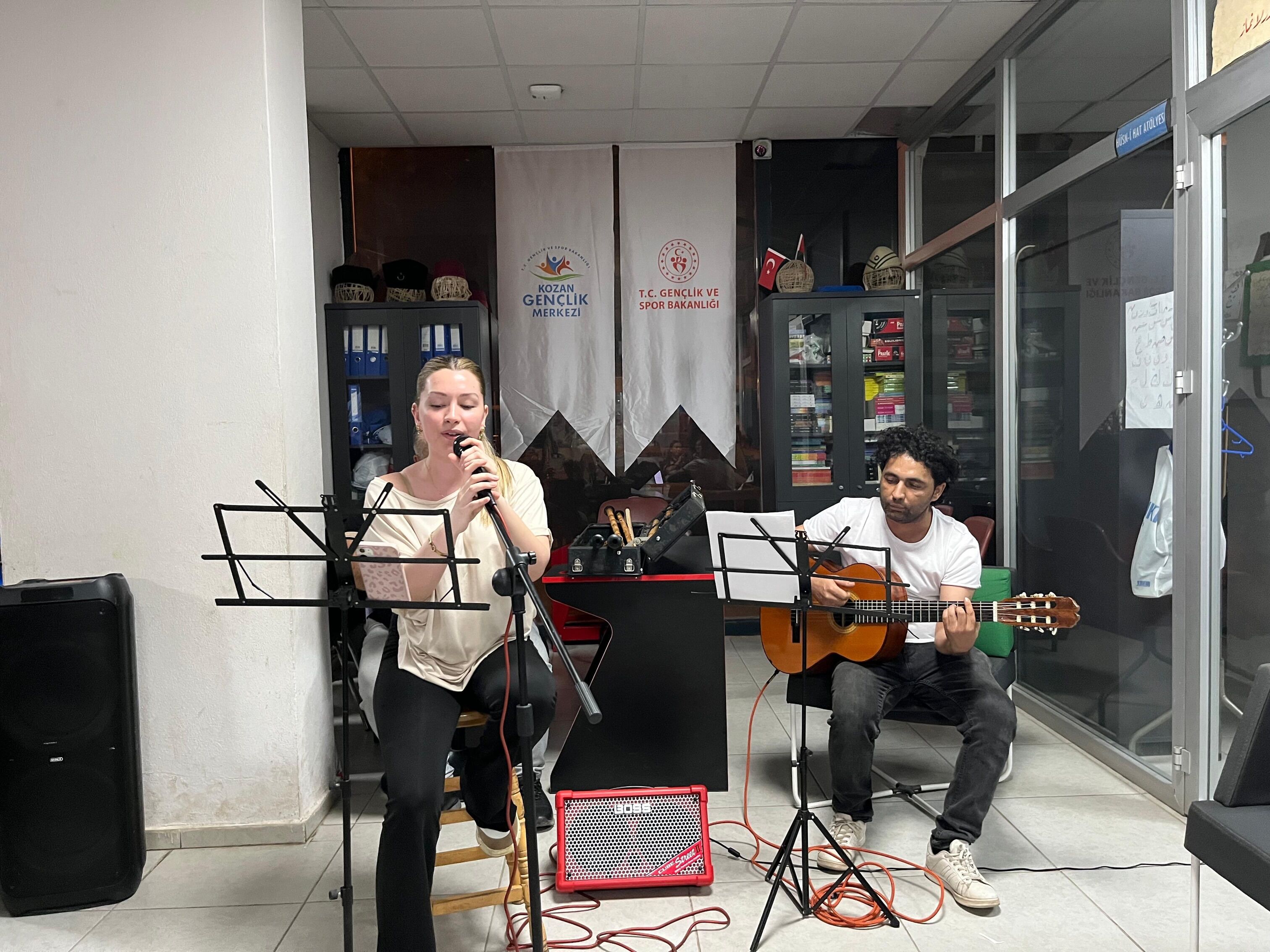 Kozan Gençlik Merkezi’nde Müzik Şöleni (2)