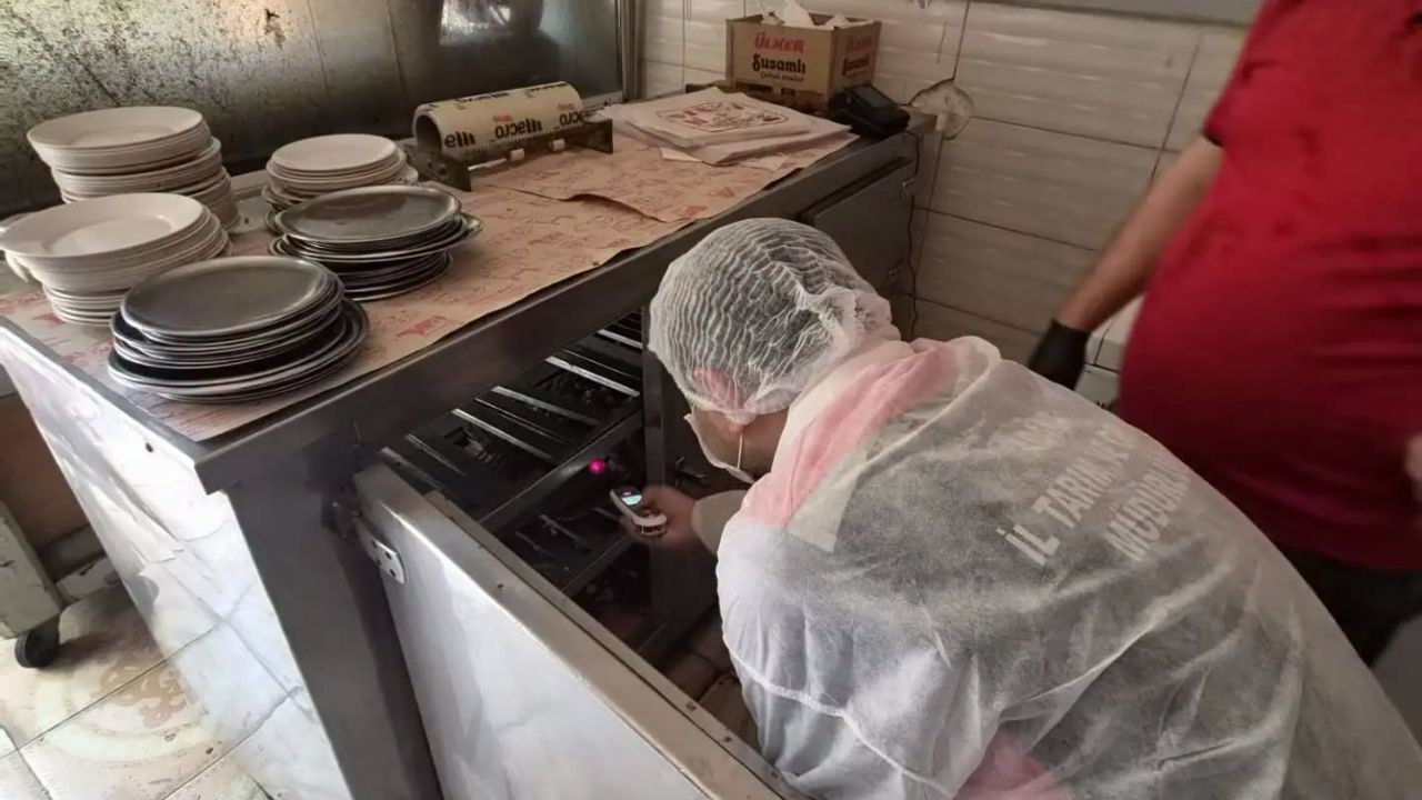 Kozan'da Gıda Güvenliği Için Denetimler Aralıksız Sürüyor (1)
