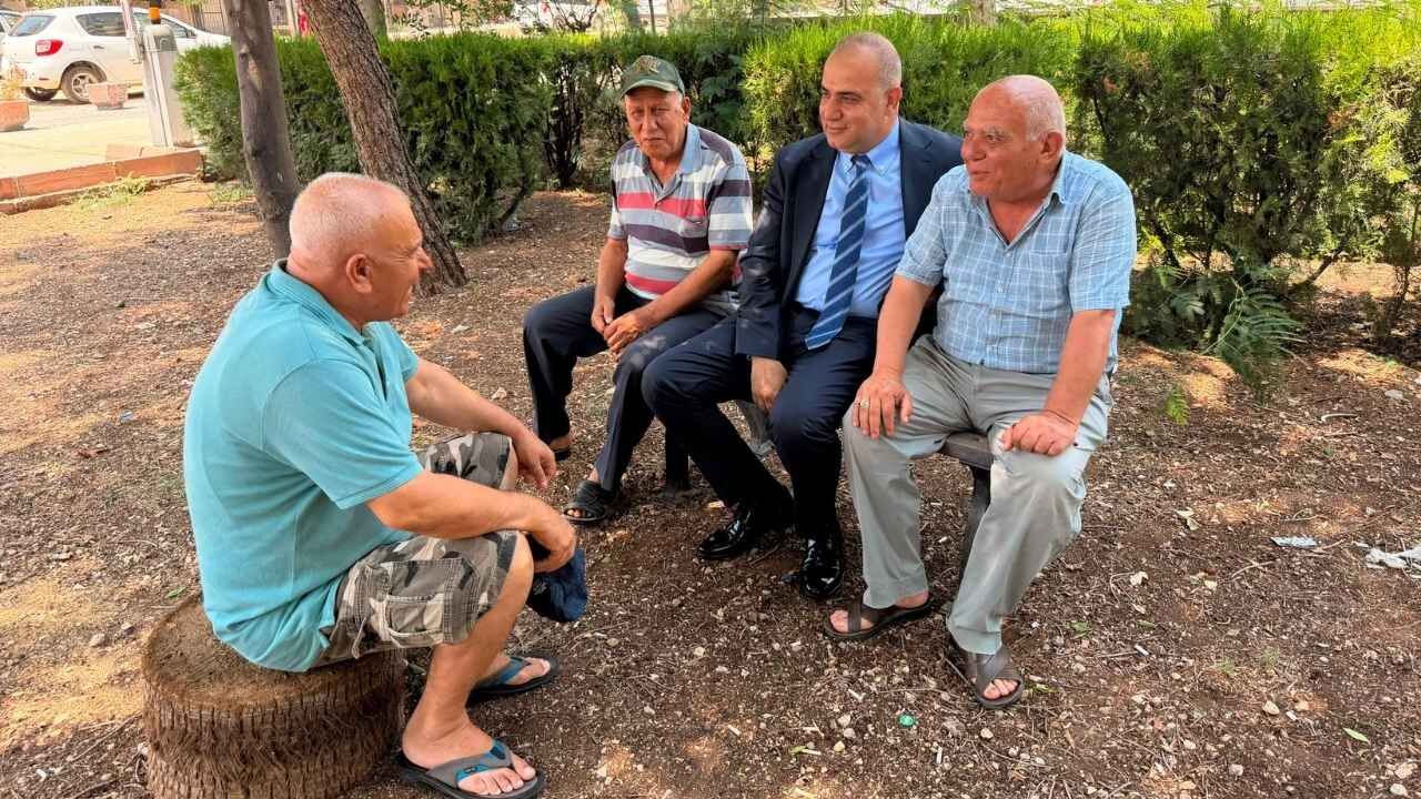 Mhp'li Hakan Yıldırım Fatih Ve Pınar Mahallesi Esnafıyla Buluştu (2)