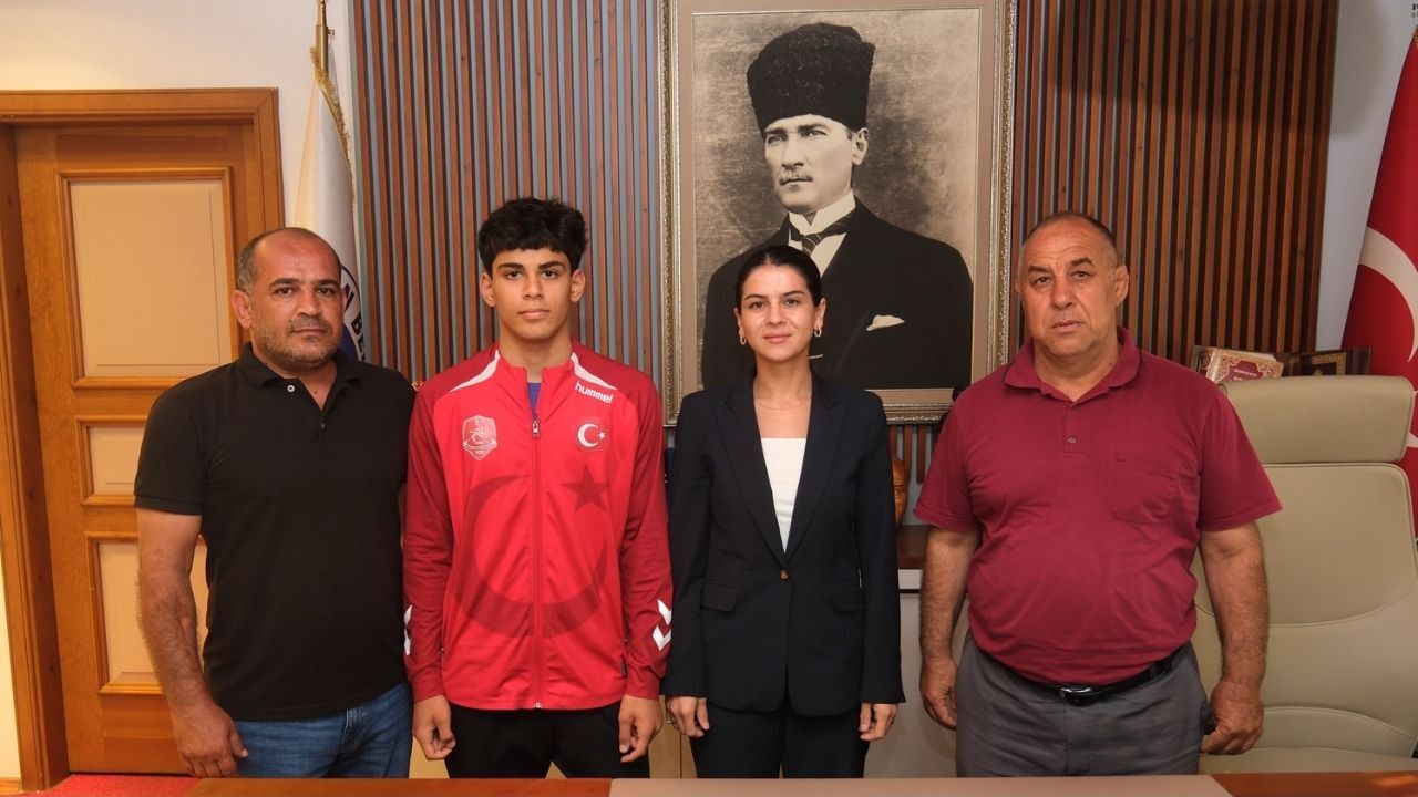Milli Sporcu Yiğit Hamza Egemen'e Ceyhan Belediyesi'nden Tam Destek