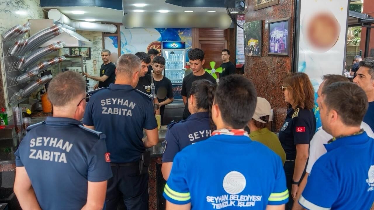 Seyhan Belediyesi Harekete Geçti! Parklar Yenilendi, Esnafa Çevre Uyarısı Yapıldı (2)