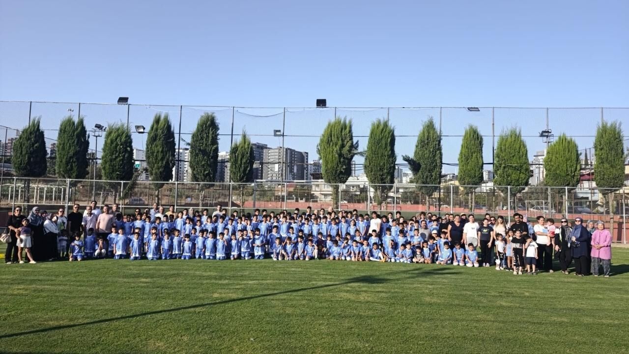 Seyhan Belediyesi Yaz Futbol Okulu'na Yoğun Ilgi (1)