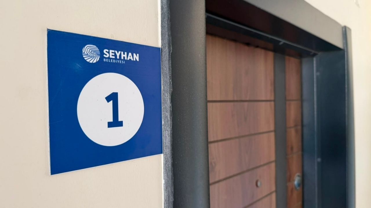 Seyhan'da 52 Belediye Işçisi Ev Sahibi Oluyor (2)