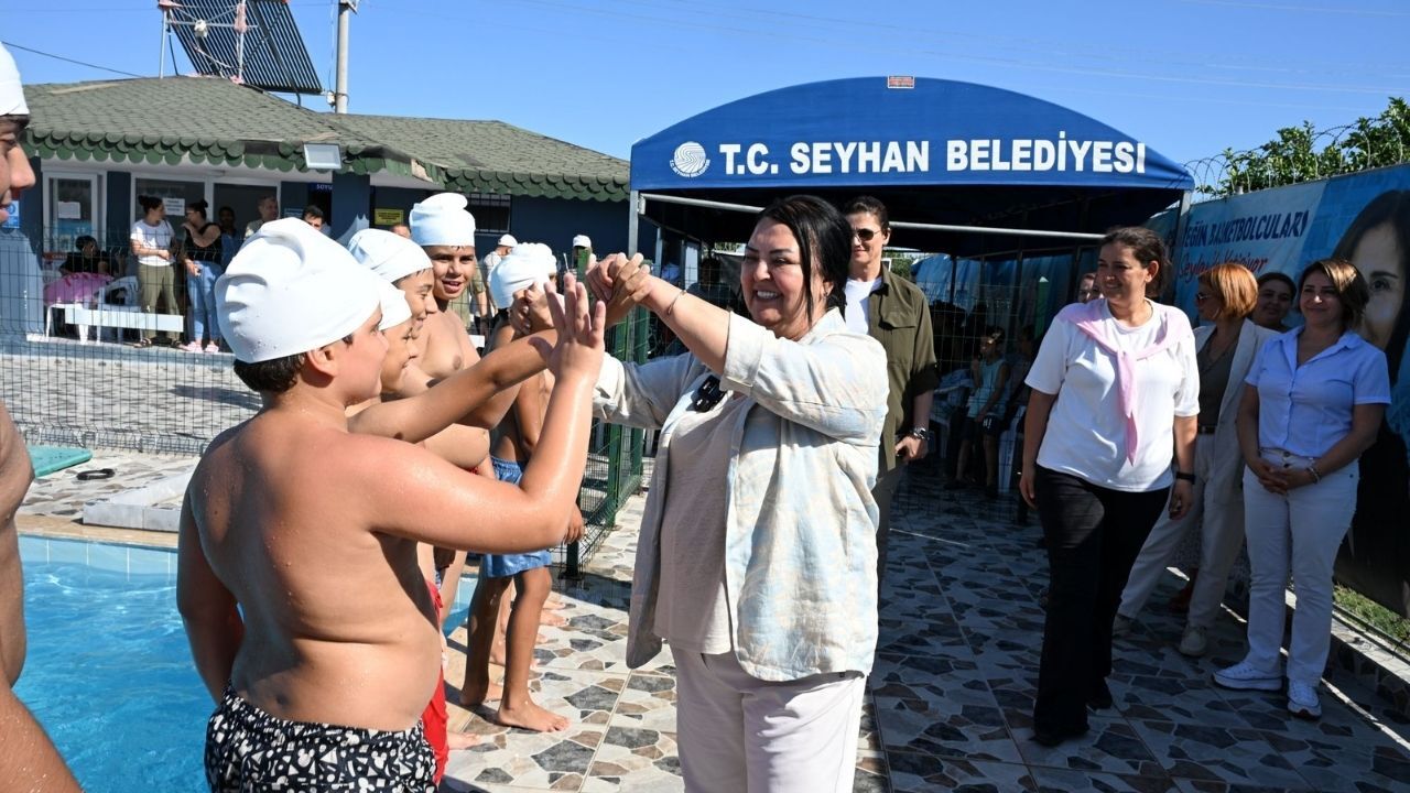 Seyhan'da Çocuklar Yazı Yüzerek Geçiriyor (5)