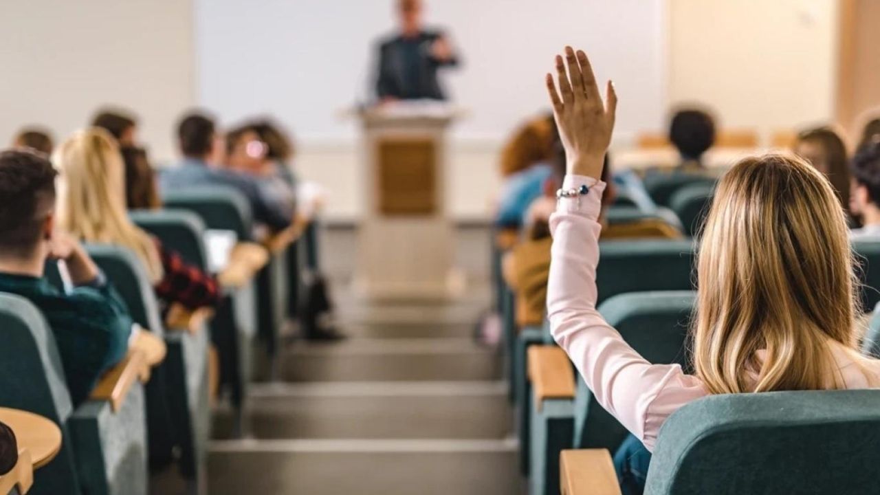 Üniversitelerde öğrencilere aile, iletişim ve finansal planlama eğitimi geliyor