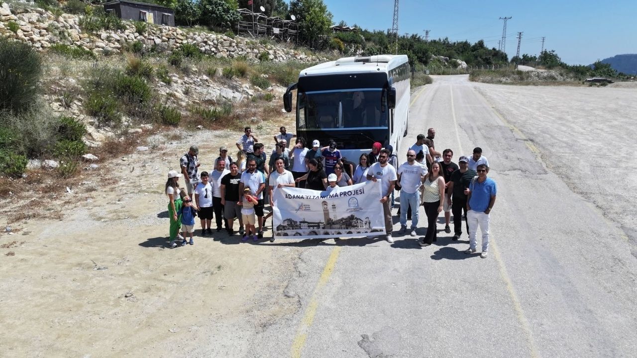 Varda Köprüsü'nde Satrançla Tarih Ve Doğa Buluştu (2)