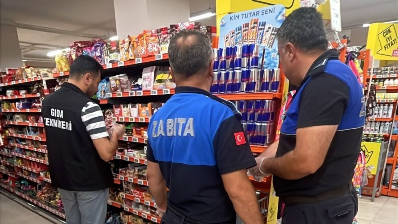 Yumurtalık'ta Hizmet Seferberliği! Asfalt, Temizlik Ve Denetimler Hız Kesmiyo (3)