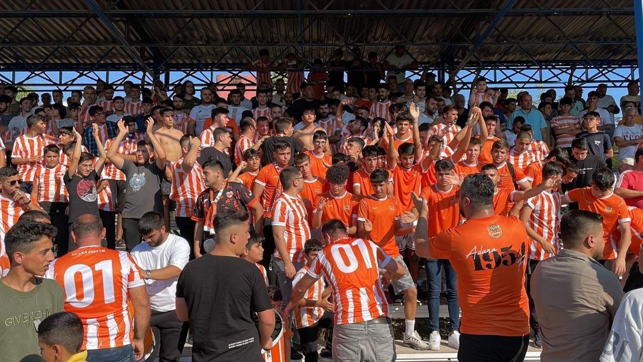 Adana 01 Fk Taraftar-2