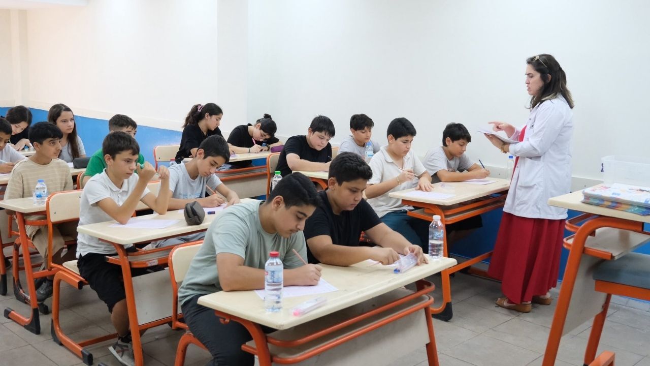 Adana Büyükşehir Belediyesinden Öğrencilere Ücretsiz Kabul Sınavı
