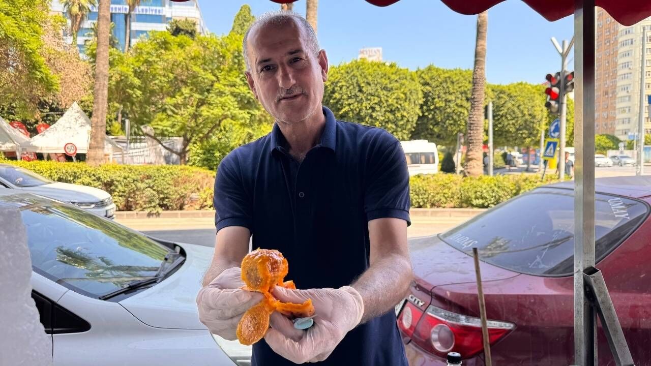 Adana Sıcağında Serinlemenin Doğal Yolu! Tezgahlarda Tanesi 25 Tl'den Kapışılıyor