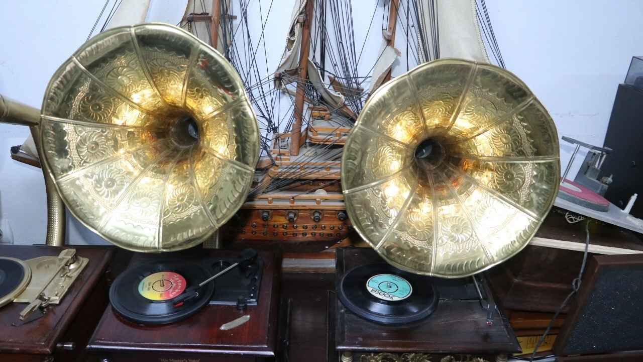 Adana’da 100 Yıllık Gramofonlara Hayat Veriyor “Çırak Bulamıyorum”