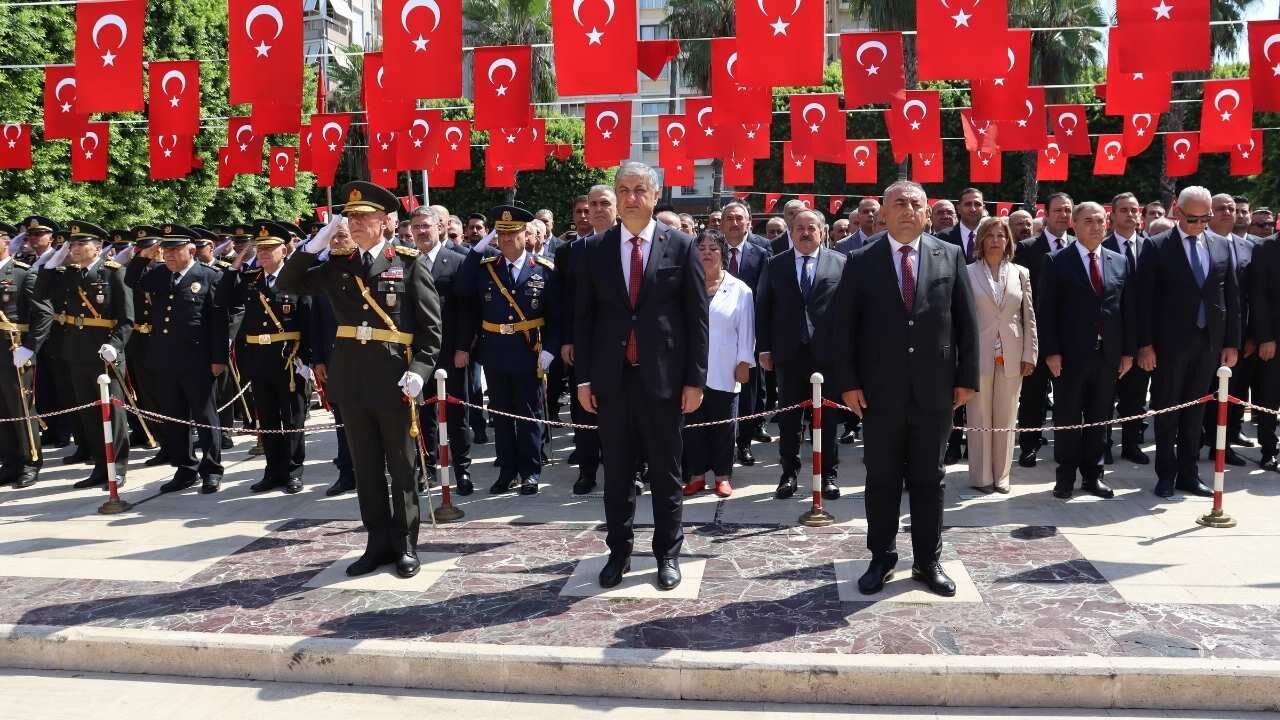 Adana’da 30 Ağustos Zafer Bayramı Törenlerle Kutlandı