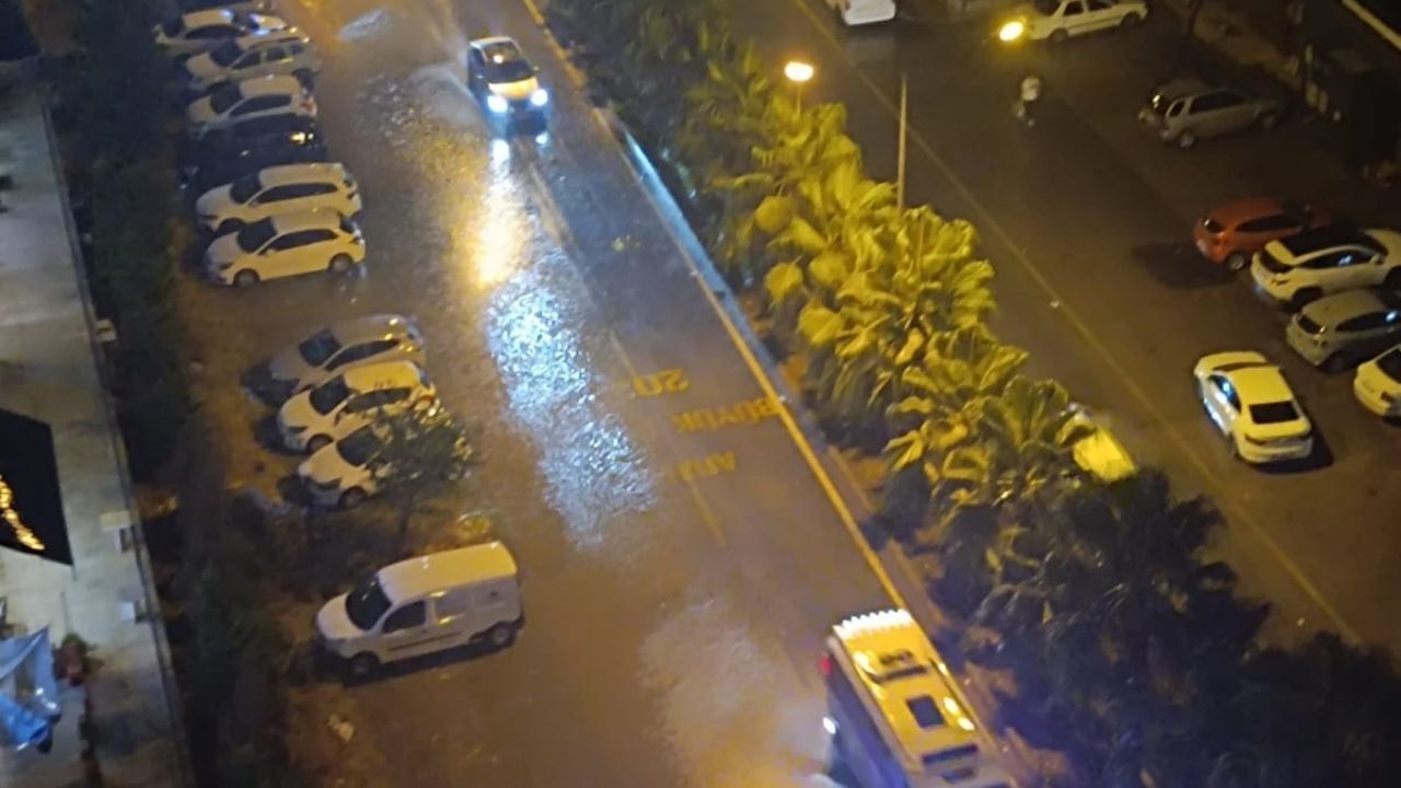 Adana’da Beklenen Yağış Başladı 4 Gün Devam Edecek (1)-1