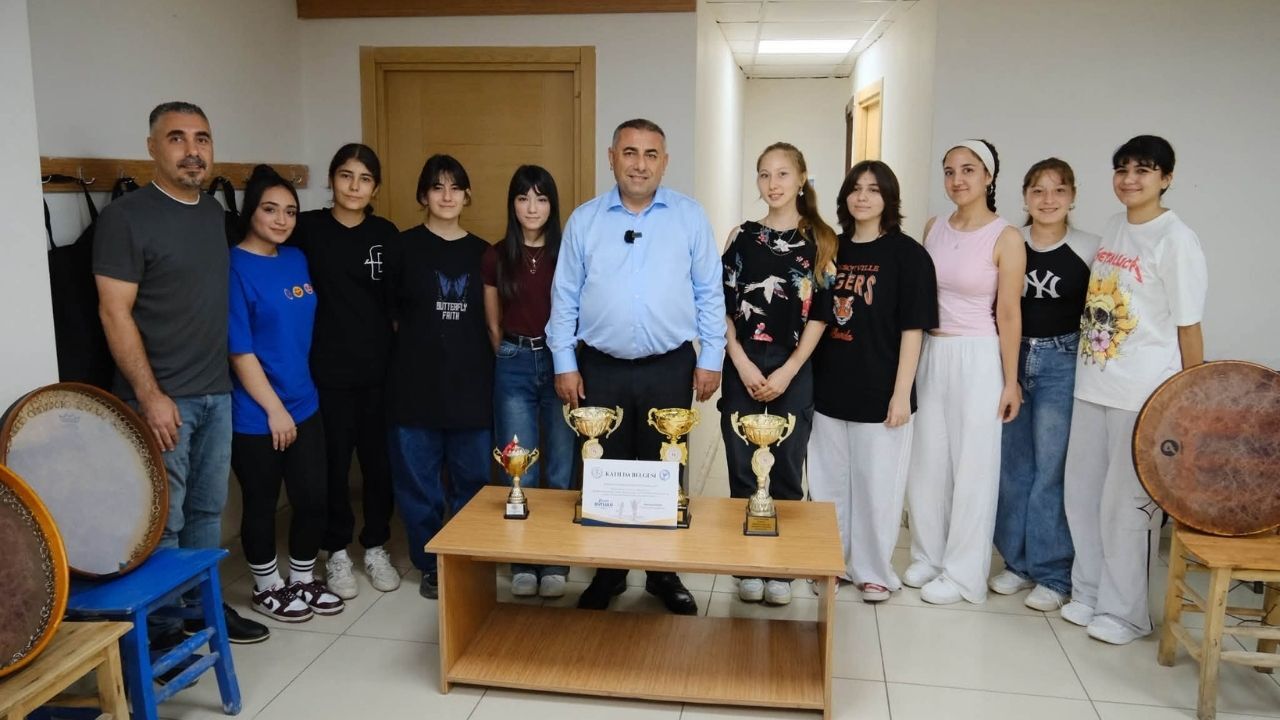 Adana’da Geleneksel Ezgiler Geleceğe Taşınıyor