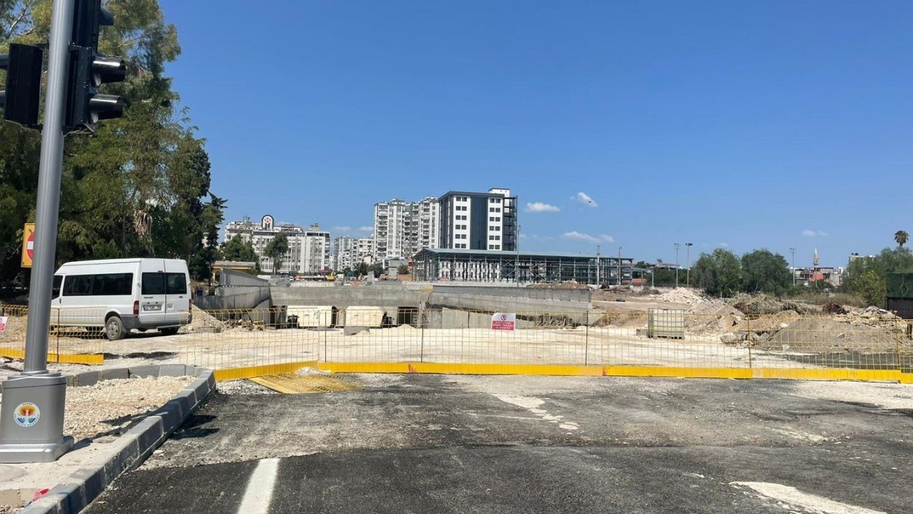 Adana’da Kasım Gülek Alt Geçidi’nde Son Durum Okullar Açılmadan Yetişece (3)