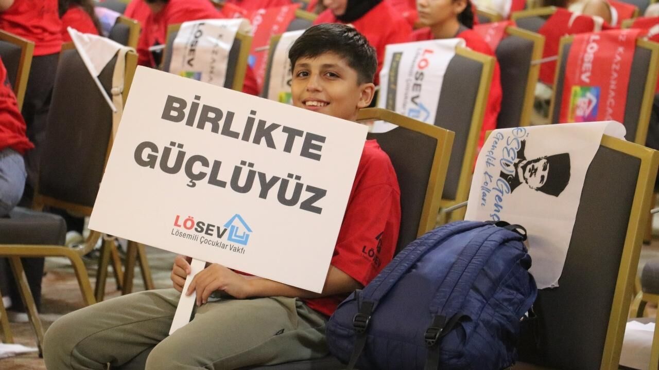 Adana'da Lösev Tarafından Gençlik Buluşması Düzenlendi