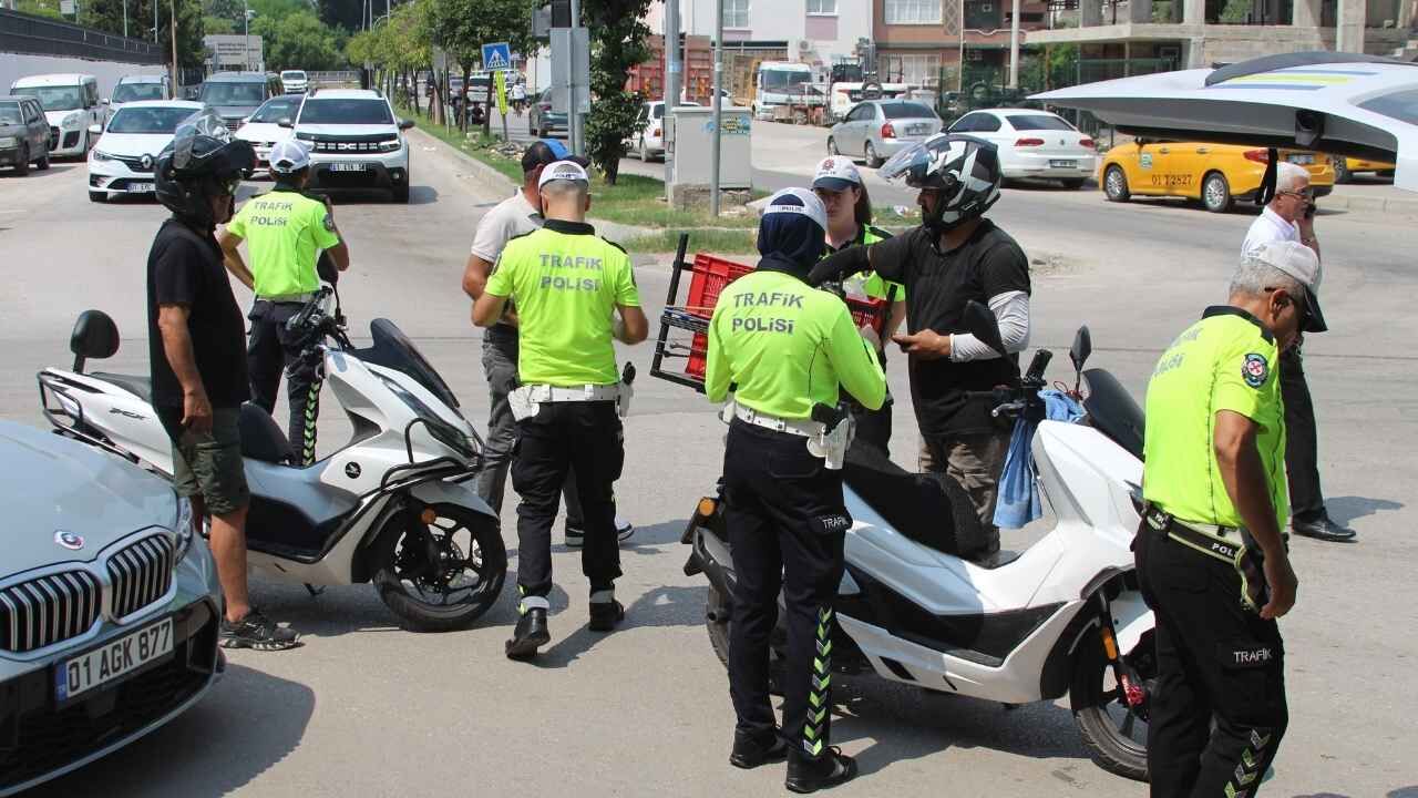Adana’da Motosiklet Denetiminde Ceza Yağdı 2 Saatte 1 Milyon 266 Bin Tl