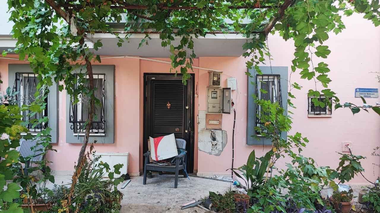 Adana’da Villa Ve Lüks Araç Yandı 58 Yaşındaki Mimar Hayatını Kaybetti (2)