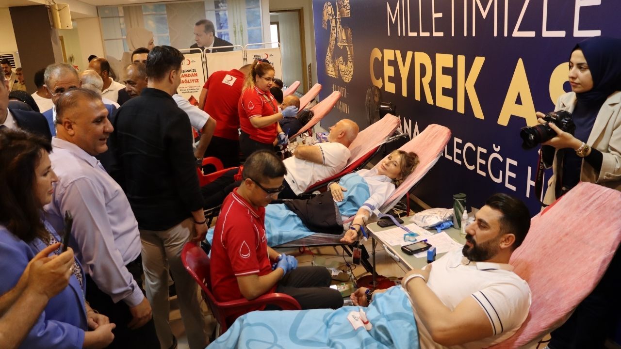 Ak Parti Adana Ve Kızılay’dan “Birbirimize Candan Bağlıyız” Kampanya (4)