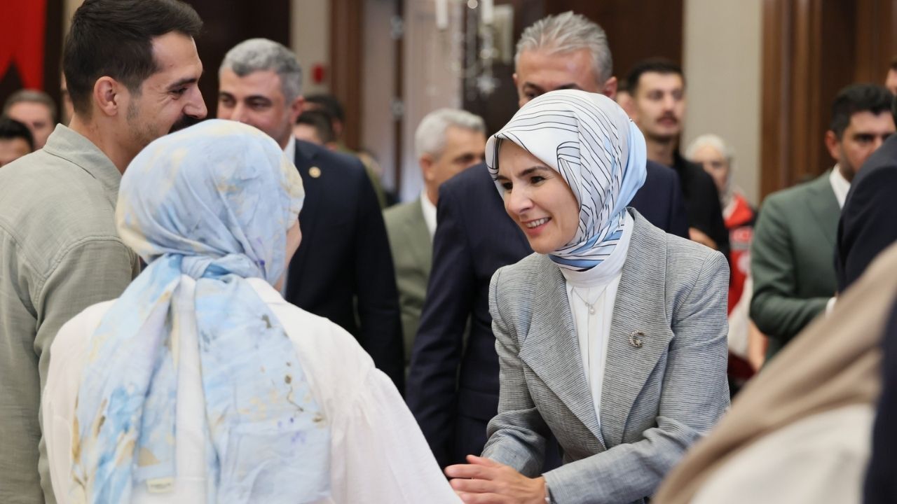 Bakan Göktaş, Şehit Aileleri Ve Gazilerle Vefa Buluşmasında Bir Araya Geldi (1)