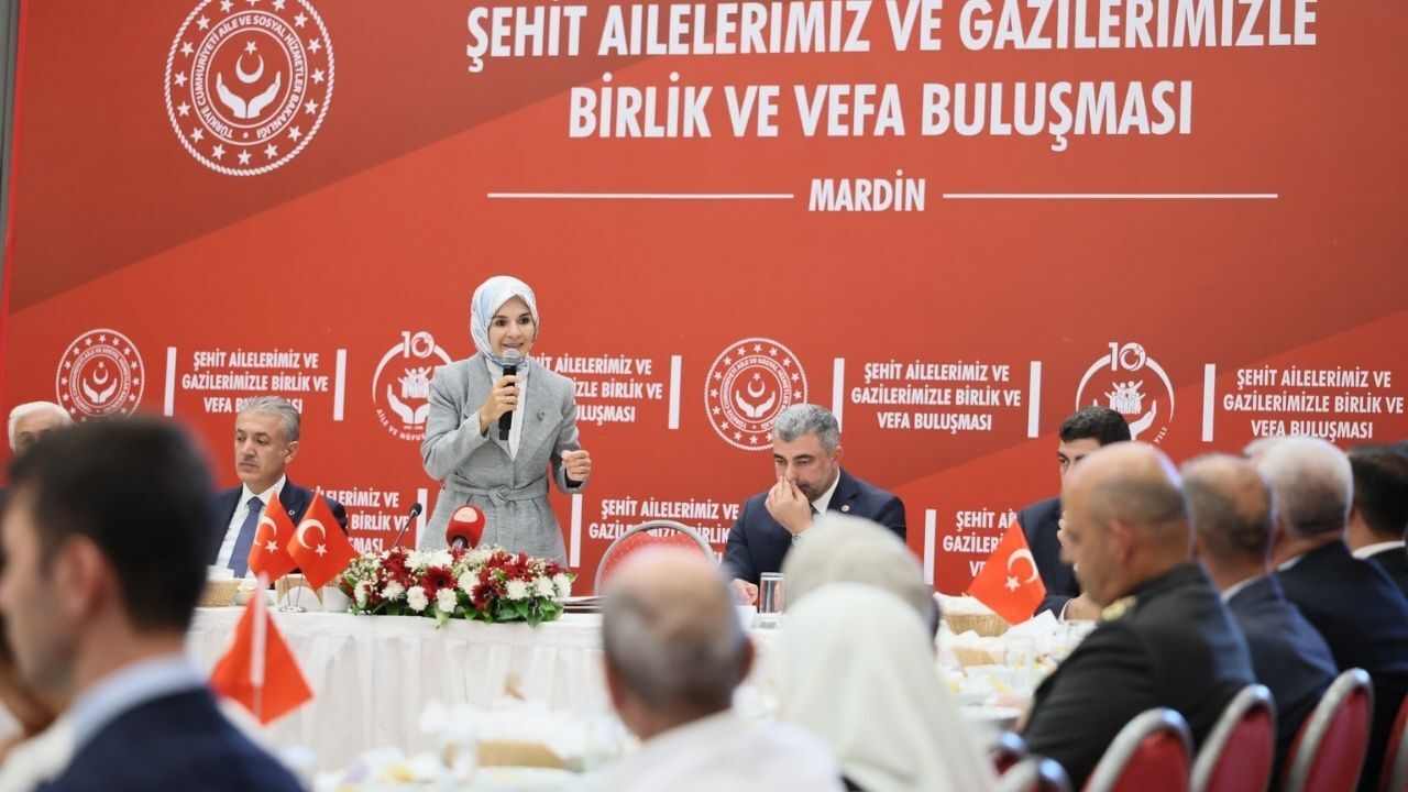 Bakan Göktaş, Şehit Aileleri Ve Gazilerle Vefa Buluşmasında Bir Araya Geldi (2)