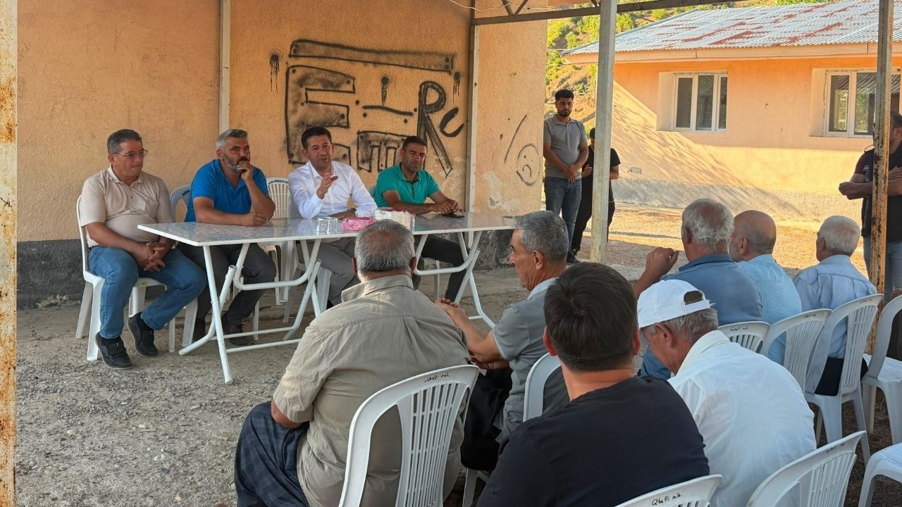 Başkan Özen, Göbeli Mahallesi'nin Ihtiyaçlarını Yerinde Dinledi