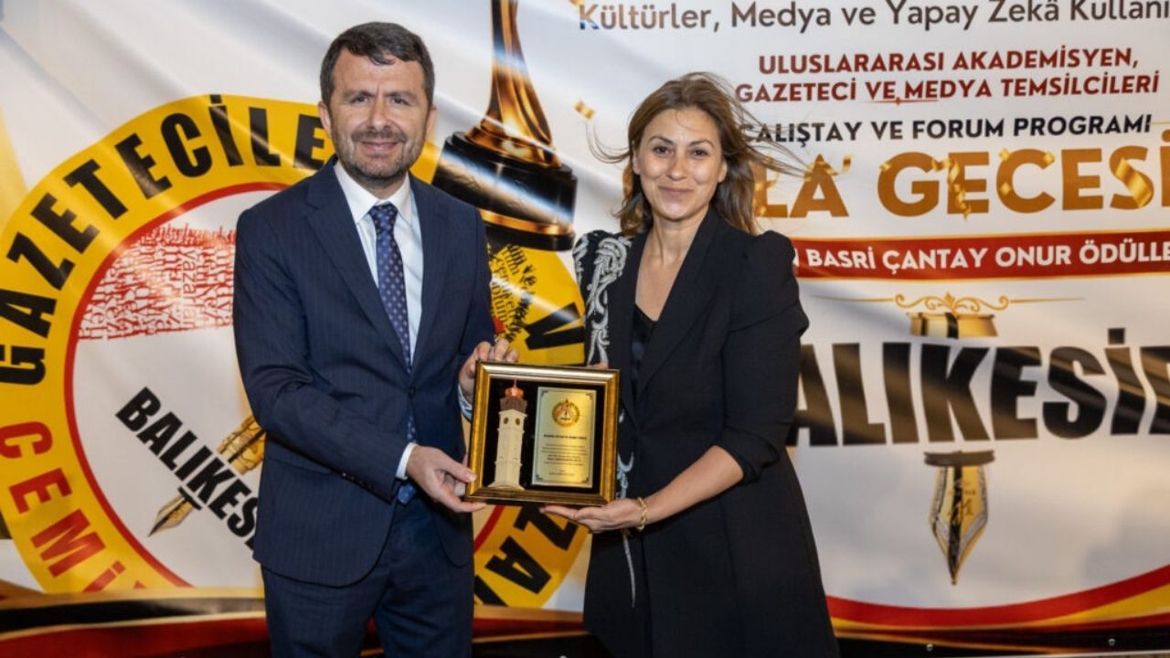 Bi̇k Genel Müdürü Çay Gazetecinin Alın Teri Veri Deposu Olarak Görülmemeli (1)