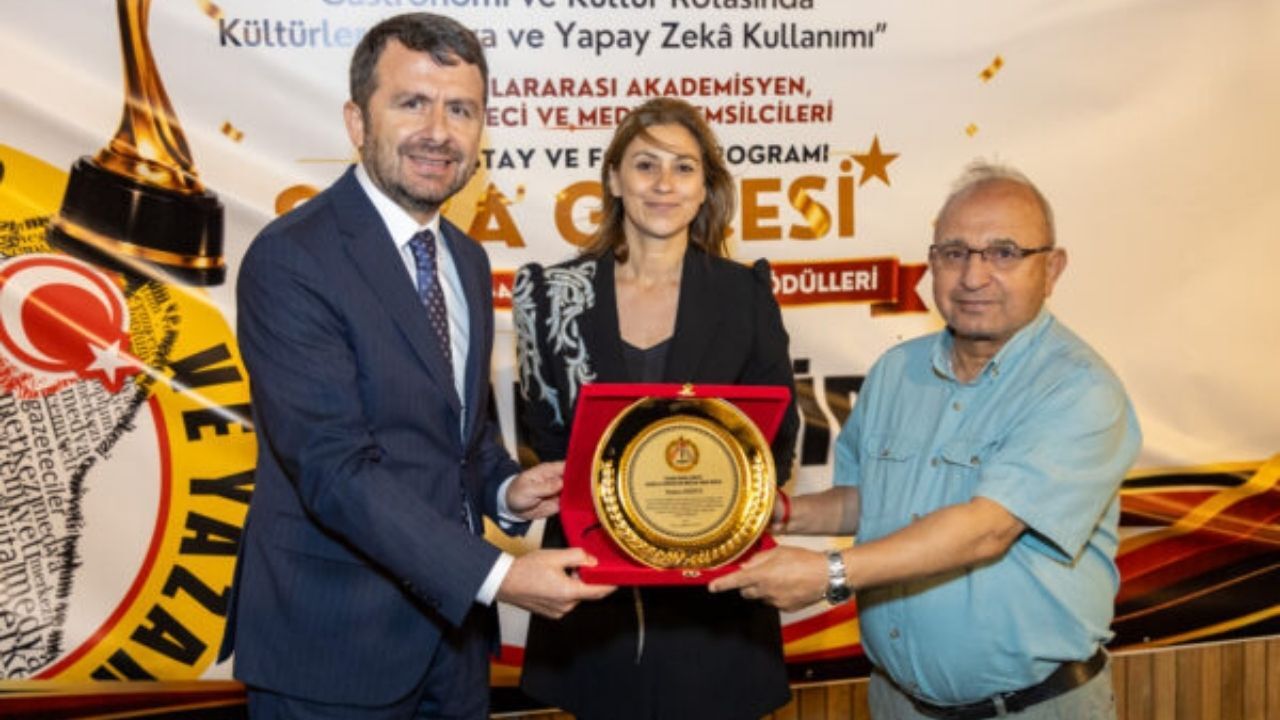 Bi̇k Genel Müdürü Çay Gazetecinin Alın Teri Veri Deposu Olarak Görülmemeli (3)