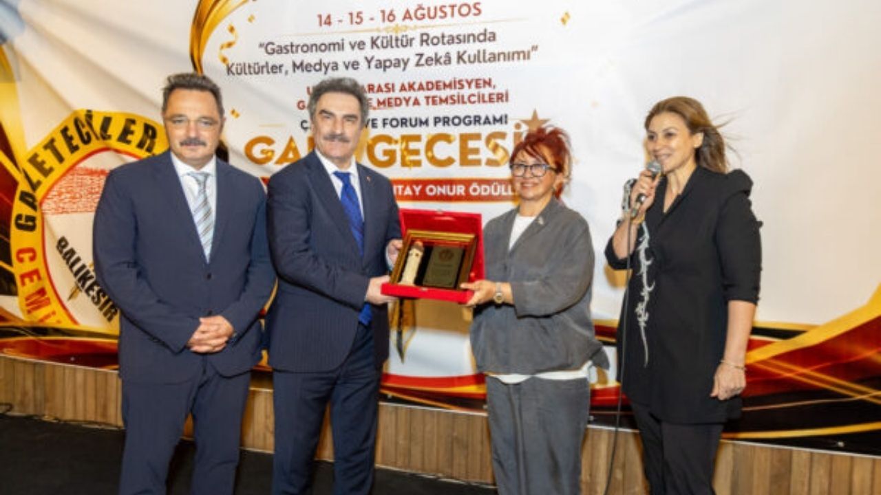 Bi̇k Genel Müdürü Çay Gazetecinin Alın Teri Veri Deposu Olarak Görülmemeli (4)