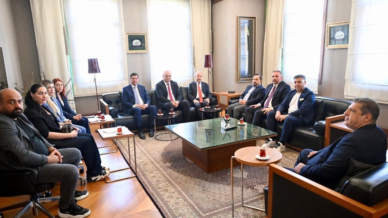 Bilal Uludağ'dan Cumhur İttifakı Kurmaylarına Ziyaret Ağırlaması (1)