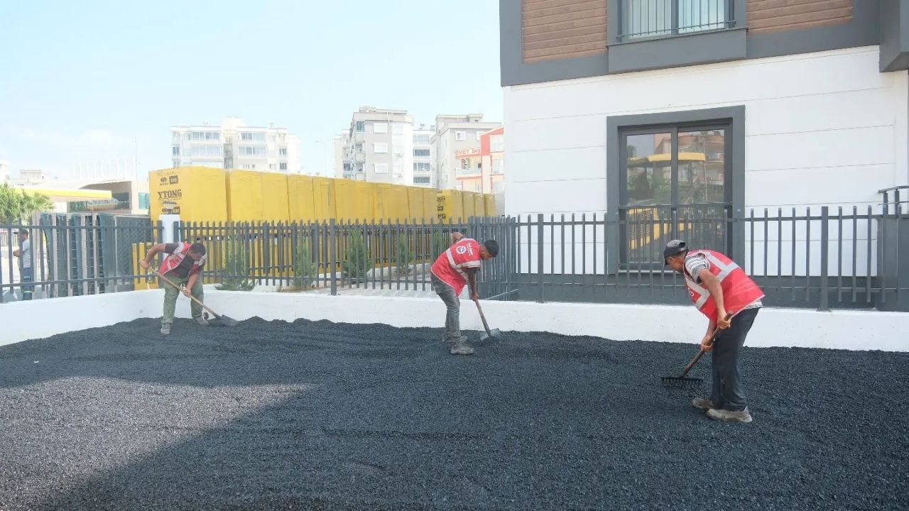 Ceyhan Belediyesi'nden Yol Konforunu Artıracak Çalışma (1)