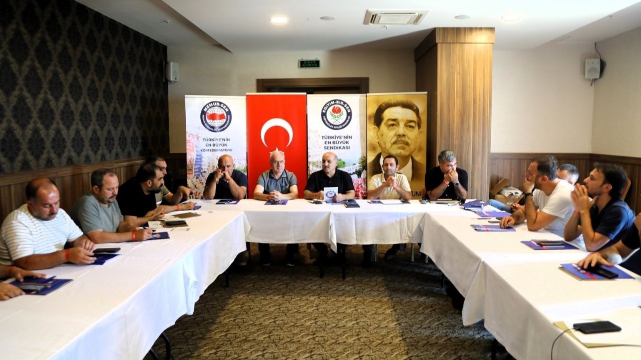 Eğitim Bir Sen Adana Şubesi 3. İstişare Ve Bilgilendirme Toplantısını Tamamladı (3)