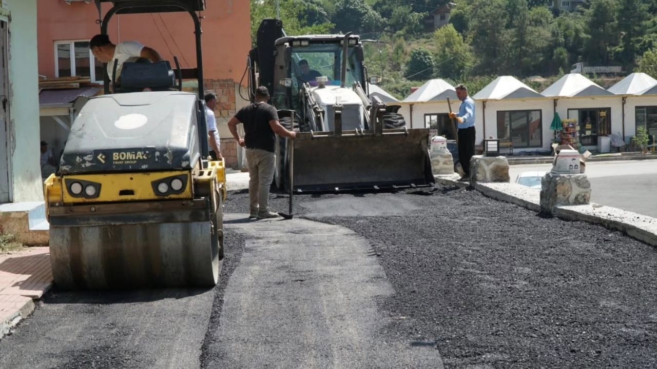 Feke Belediyesi’nden Okul Bahçesinde Kapsamlı Çalışma (2)