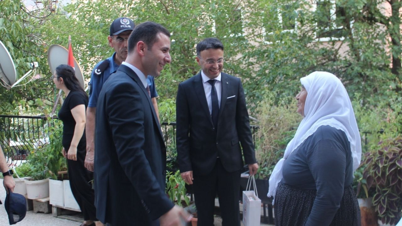 Feke Kaymakamı Yamakoğlu’ndan Gazi Ve Şehit Ailesine Anlamlı Ziyaret (2)
