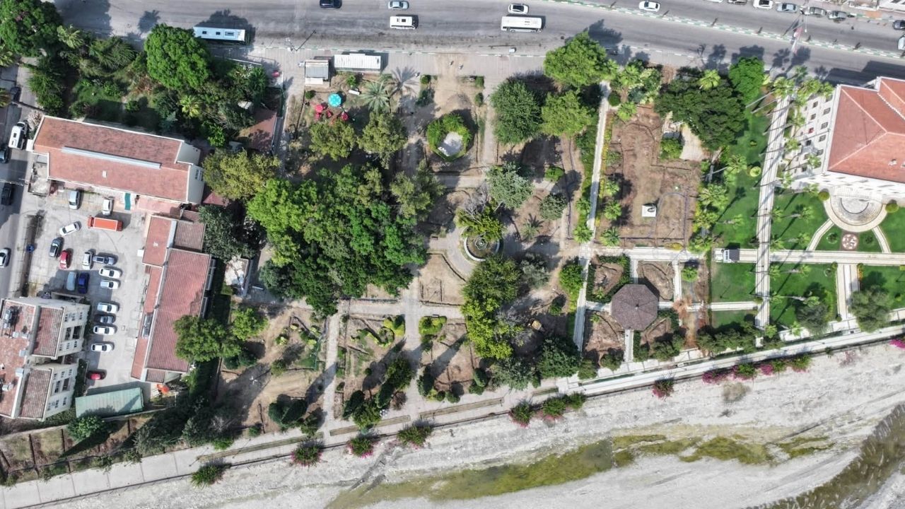 Güngör Geçer, Ulus Parkı’ndaki Çalışmaları Yerinde Inceledi (1)