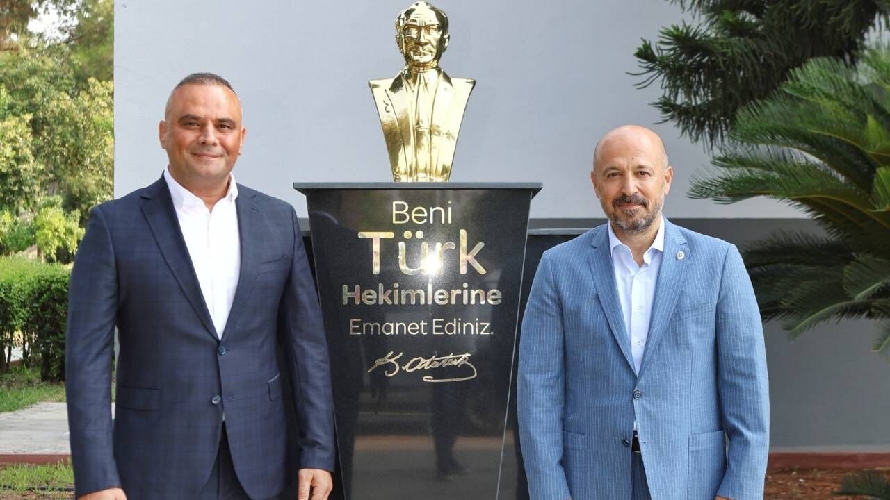 Halil Nacar'dan Başhekim Mehmet Deliktaş'a Ziyaret (1)
