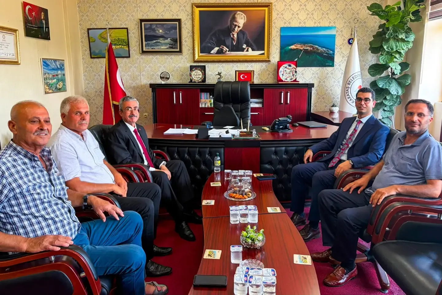 Karataş’ta Güç Birliği Yeni Kaymakam Ozan Onu’dan Belediye’ye Nezaket Ziyareti (1)
