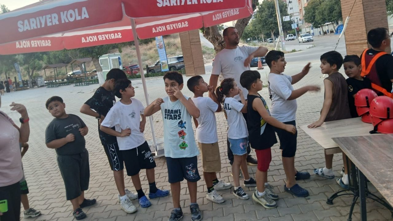 Köprülü Mahallesi'nde Çocuklara Unutulmaz Gün (3)