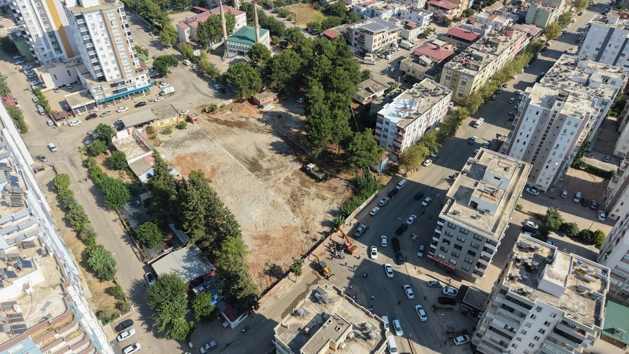 Kozan'da 30 Yıllık Yol Hayali Gerçek Oluyor! İlk Kazma Vuru (2)