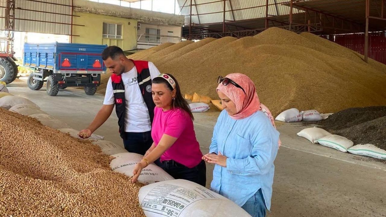 Kozan'da Tarım Ekipleri Hem Fiyatları Hem Rekolteyi Takip Ediyor (1)