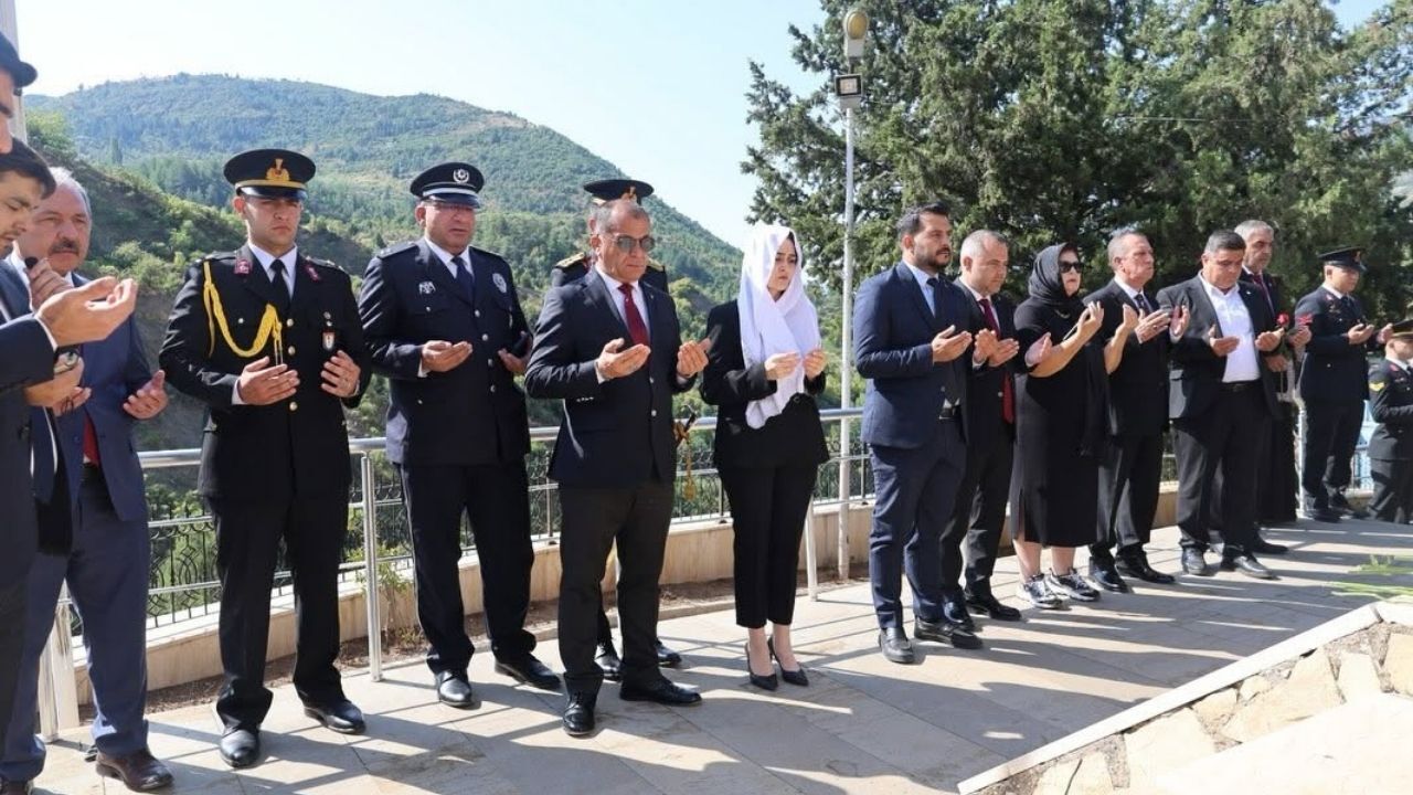 Mahmut Dal “Kahramanlarımızı Rahmet Ve Minnetle Anıyoruz” (1)