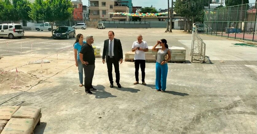 Müdür Murat Çelik, Akkapı Şehit Kemal Yüzgeç Ortaokulu’ndaki Çalışmaları Denetledi (1)